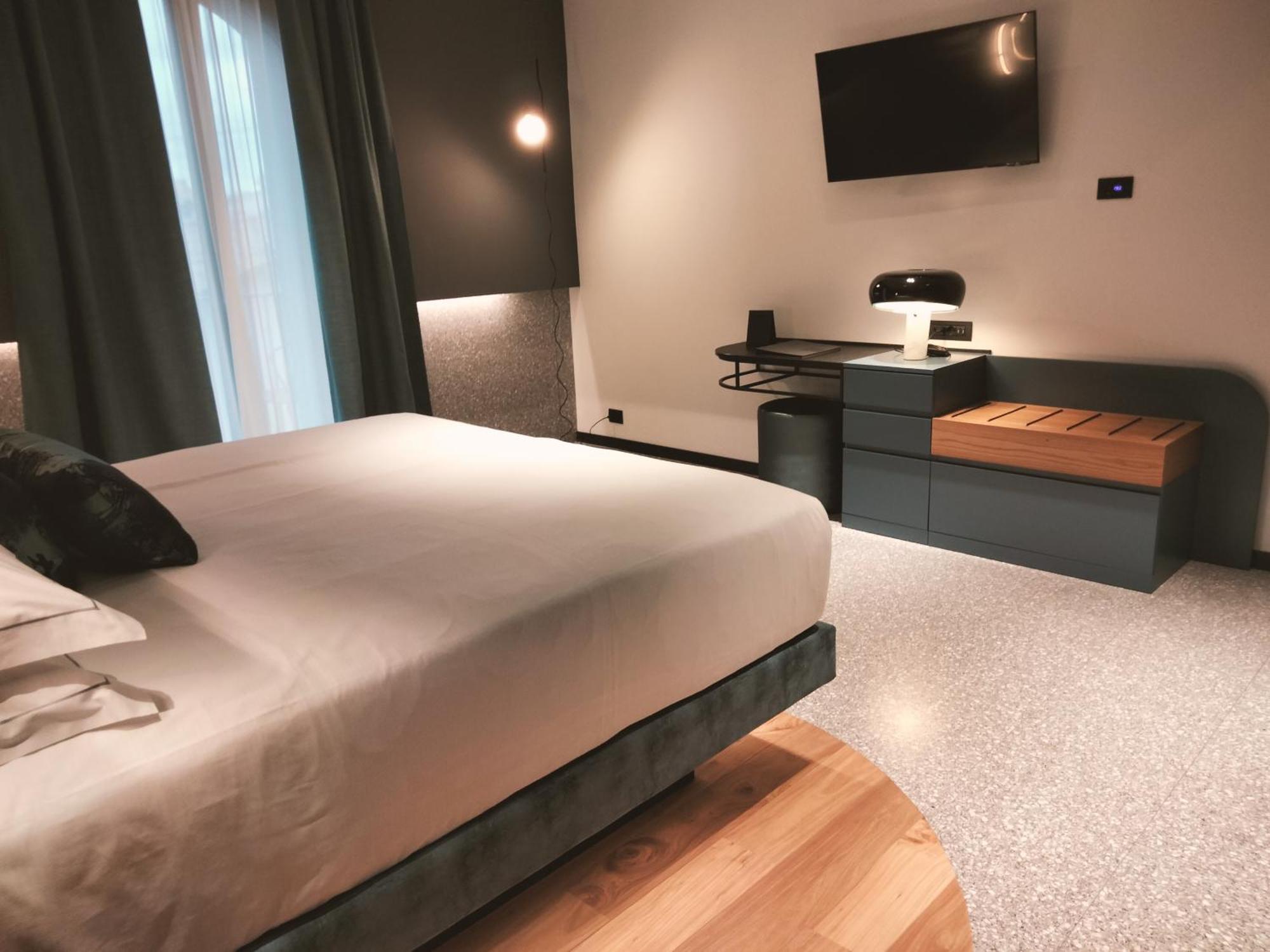 Hotel Ristorante Al Caminetto Worldhotels Crafted Adults Only 托里德尔贝纳科 外观 照片